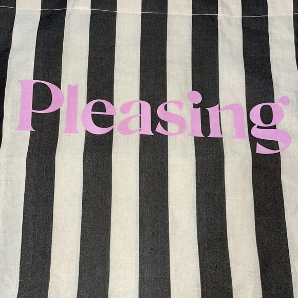 Pleasing Harry Styles One Direction Black Shopping Tote Bag from PopUp - Picture 2 of 3